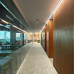 Valencia Tower Hotel 3*