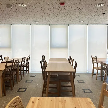 Valencia Tower 3* 布尔雅索特