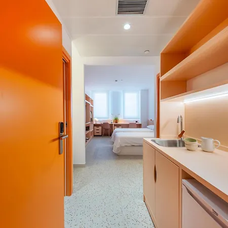 Loop Homes Tower Hotel
