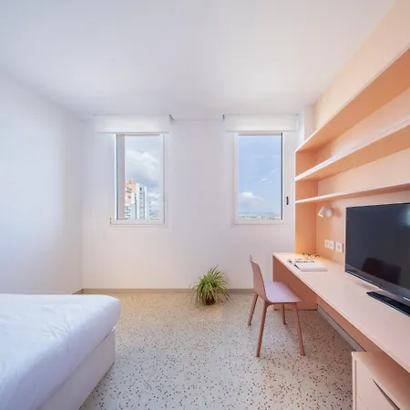 Hotel Loop Homes Tower Burjassot