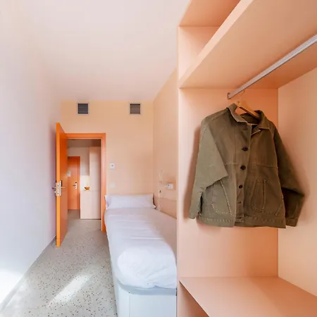 Loop Homes Tower Hotel Burjassot