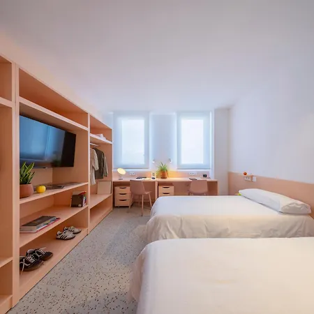 Valencia Tower 酒店 布尔雅索特