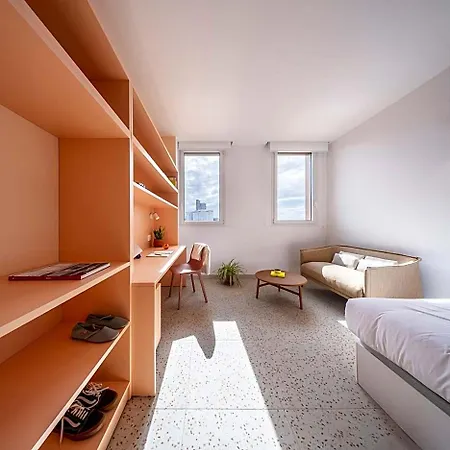 Valencia Tower Hotel 3*