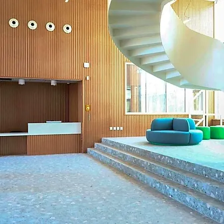Valencia Tower Hotel 3*