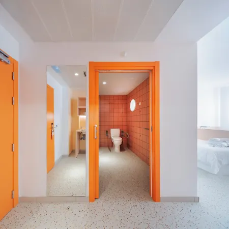 Valencia Tower Hotel 3*