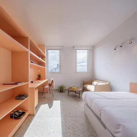 Valencia Tower 3*
