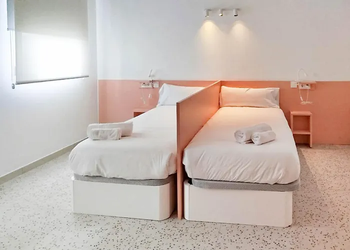 Valencia Tower 3*