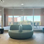 Valencia Tower 3* בורחאסוט