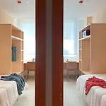 מלון Valencia Tower בורחאסוט
