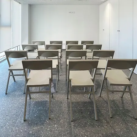 Valencia Tower Hotel 3*
