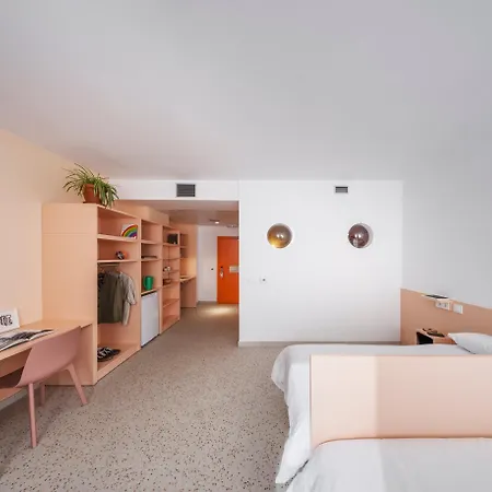Valencia Tower Hotel