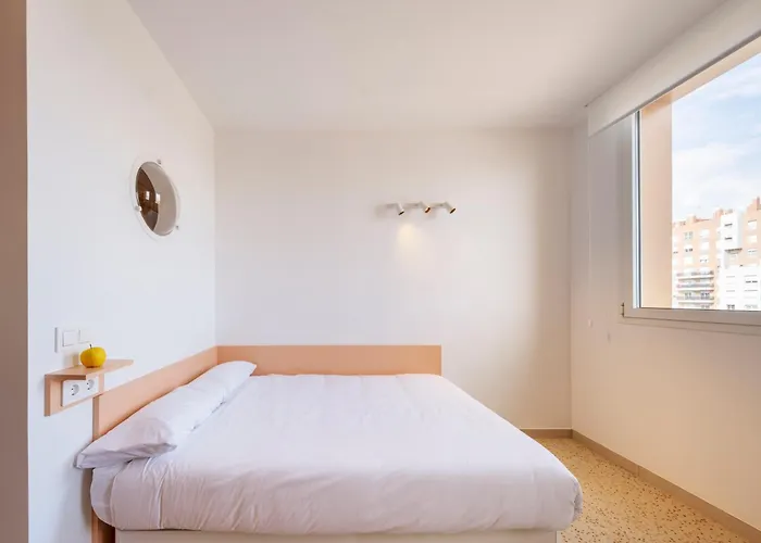 Valencia Tower 호텔 부르하소트